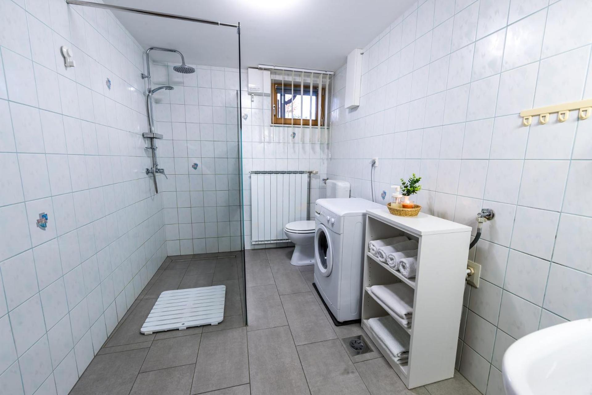 Zimzeleni Apartments Zreče Εξωτερικό φωτογραφία